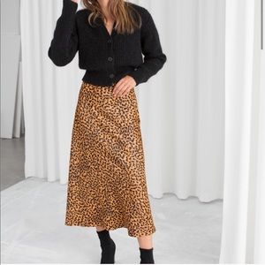 & Other Stories Leopard Midi Skirt SZ 2
